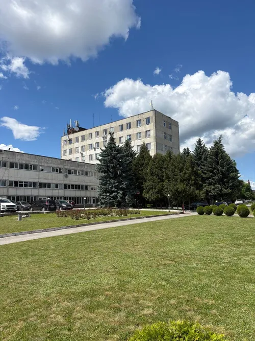 Administrative building and well-kept surrounding area of the park